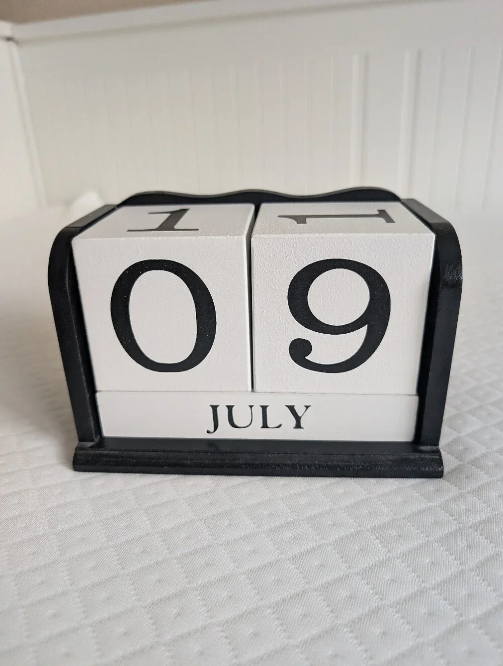 Hobby Lobby Black and White Perpetual Block Calendar day months